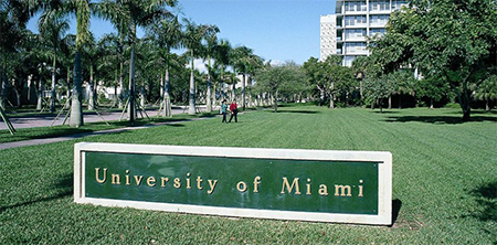 Universidad de Miami ofrece beca de USD$ 25 mil anuales para estudiantes indocumentados